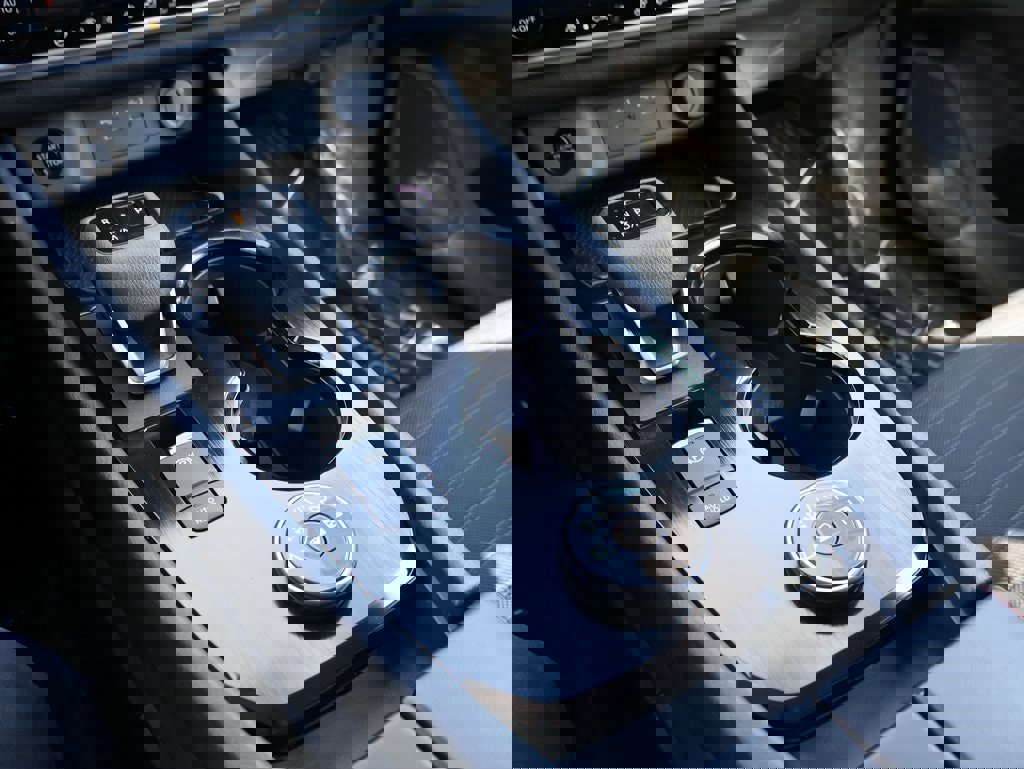 Used 2025 Nissan Rogue SV w/ Rock Creek Premium Package image 39