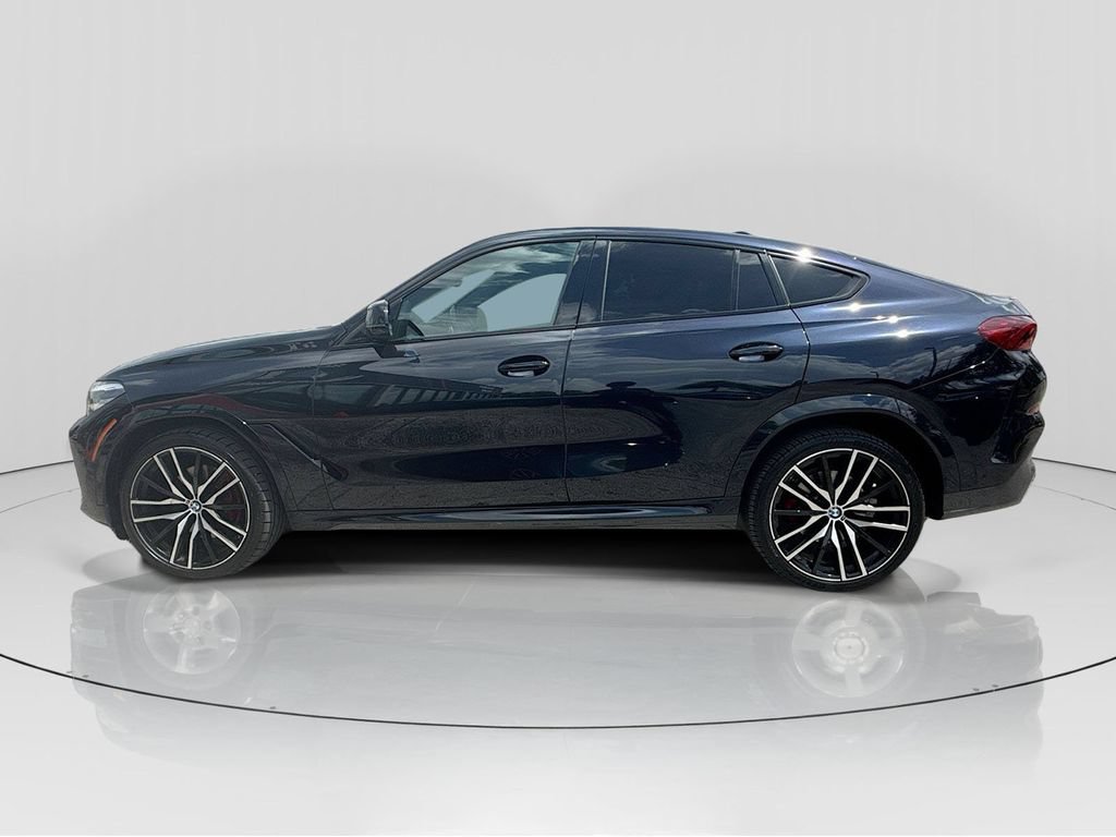 Used 2022 BMW X6 xDrive40i w/ M Sport Package AWD/4WD image 4