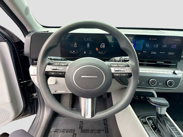 Certified 2024 Hyundai Kona SE image 11