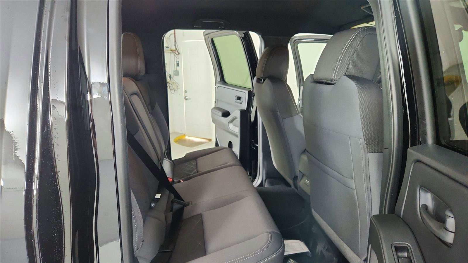 New 2026 Nissan Frontier SV w/ Tow Package image 23