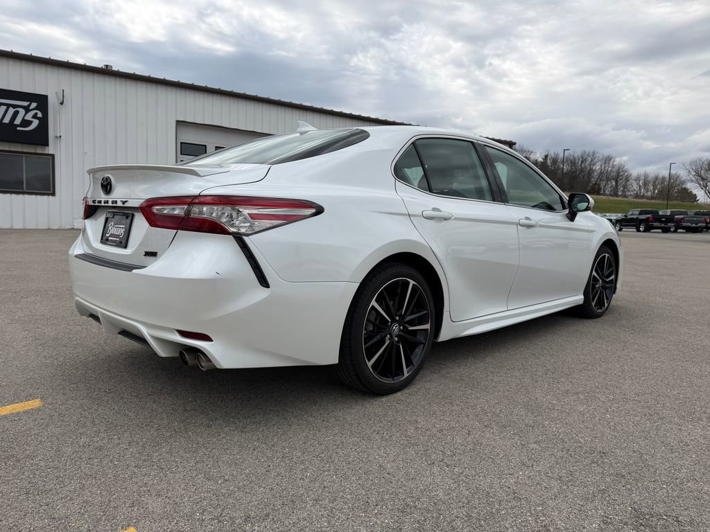 Used 2019 Toyota Camry XSE FWD image 4