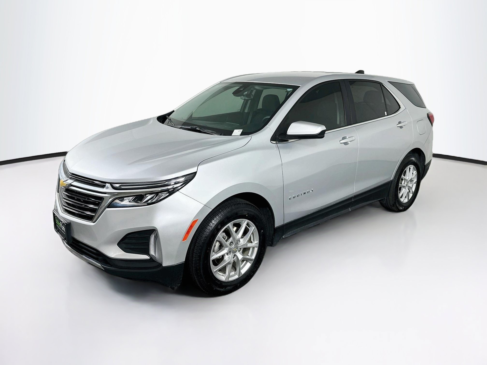 Used 2022 Chevrolet Equinox LT w/ LPO, Floor Liner Package FWD image 3