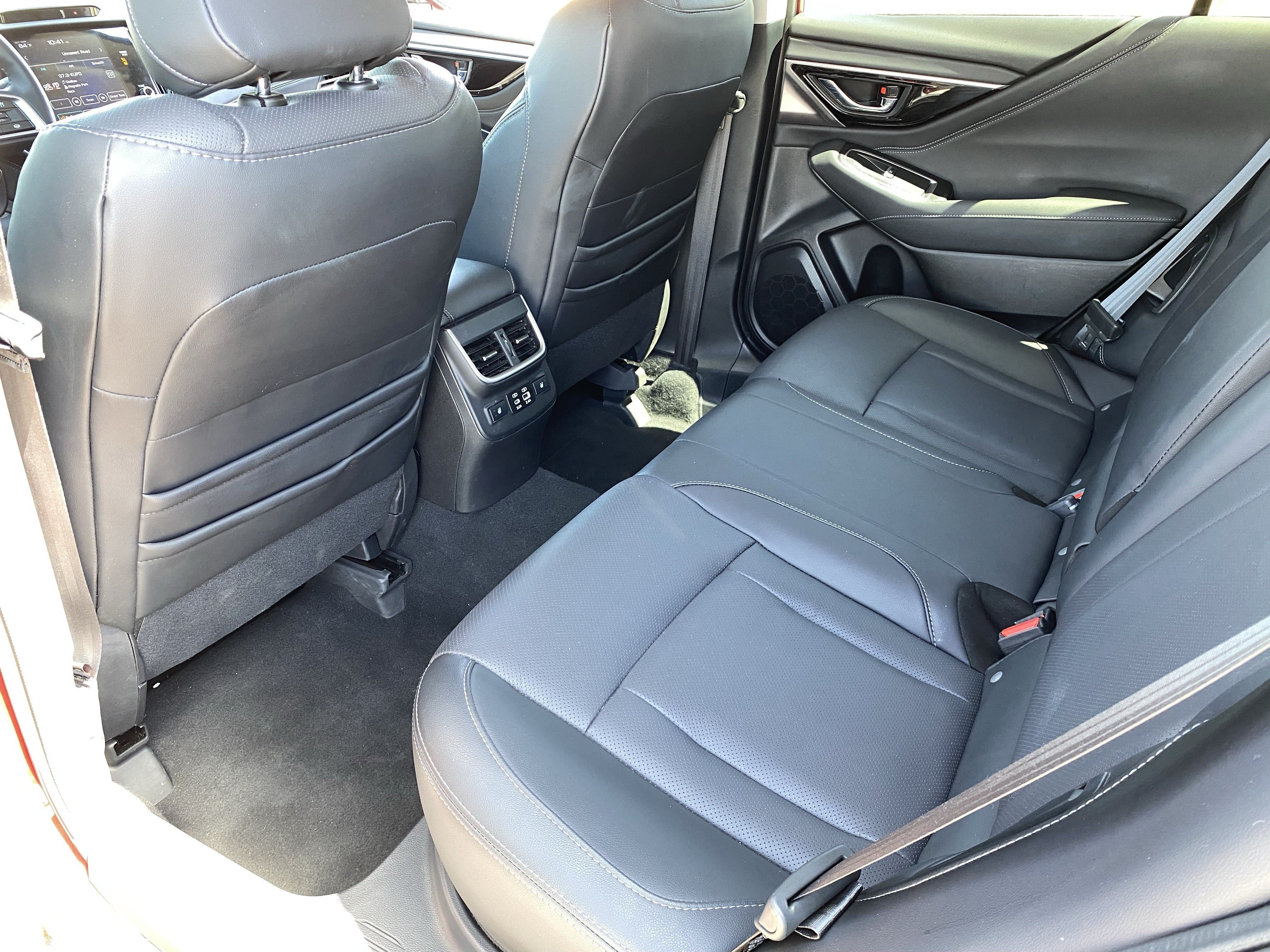 Used 2024 Subaru Outback Limited AWD/4WD image 17