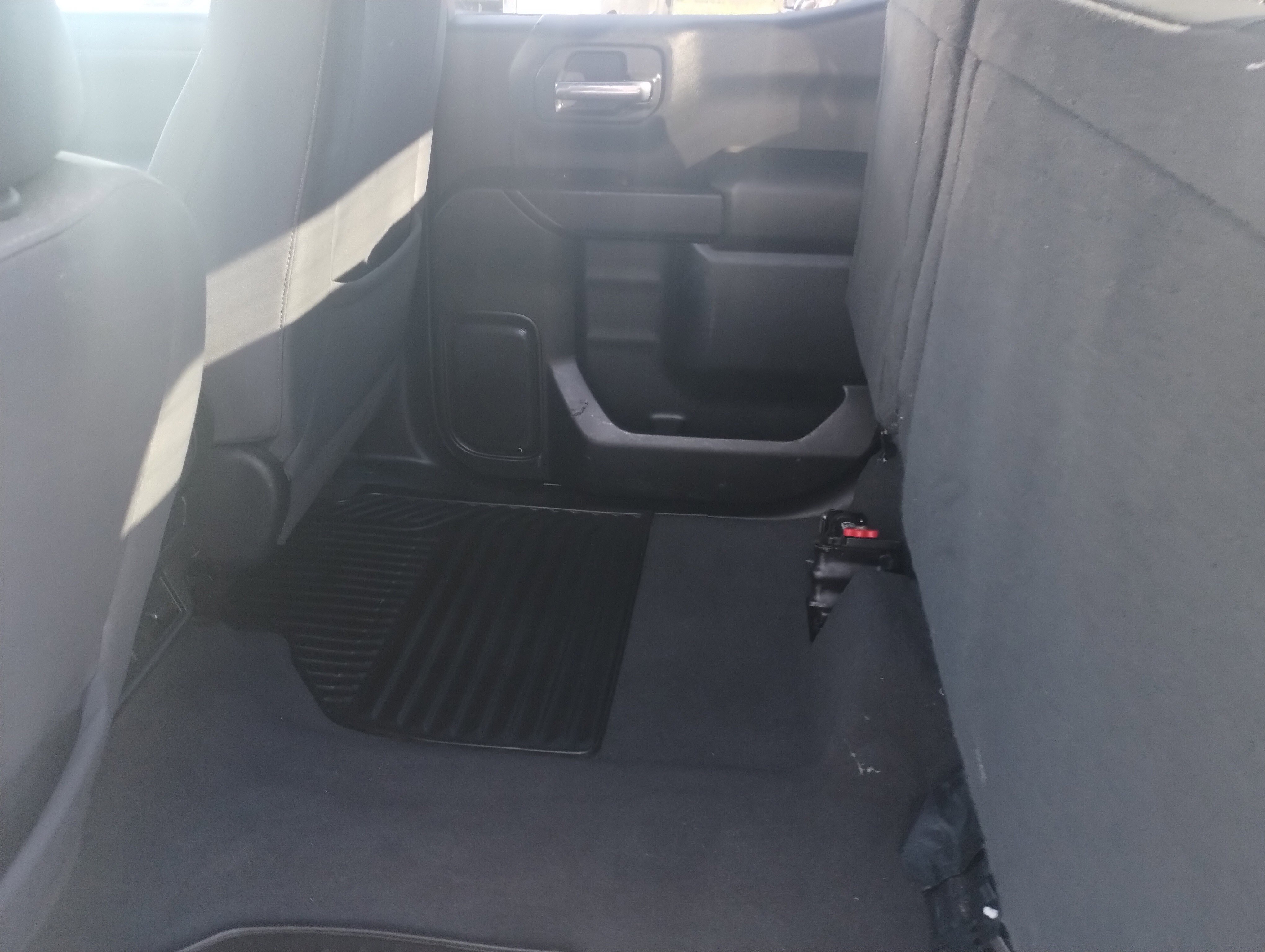 Used 2022 Chevrolet Silverado 1500 LT image 14