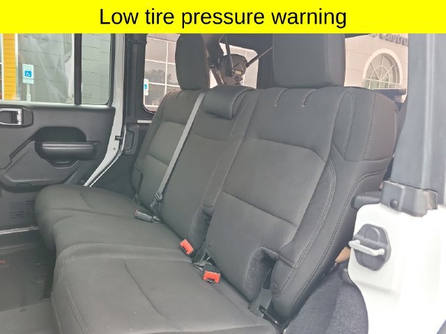 Used 2018 Jeep Wrangler Unlimited Sport S AWD/4WD image 26