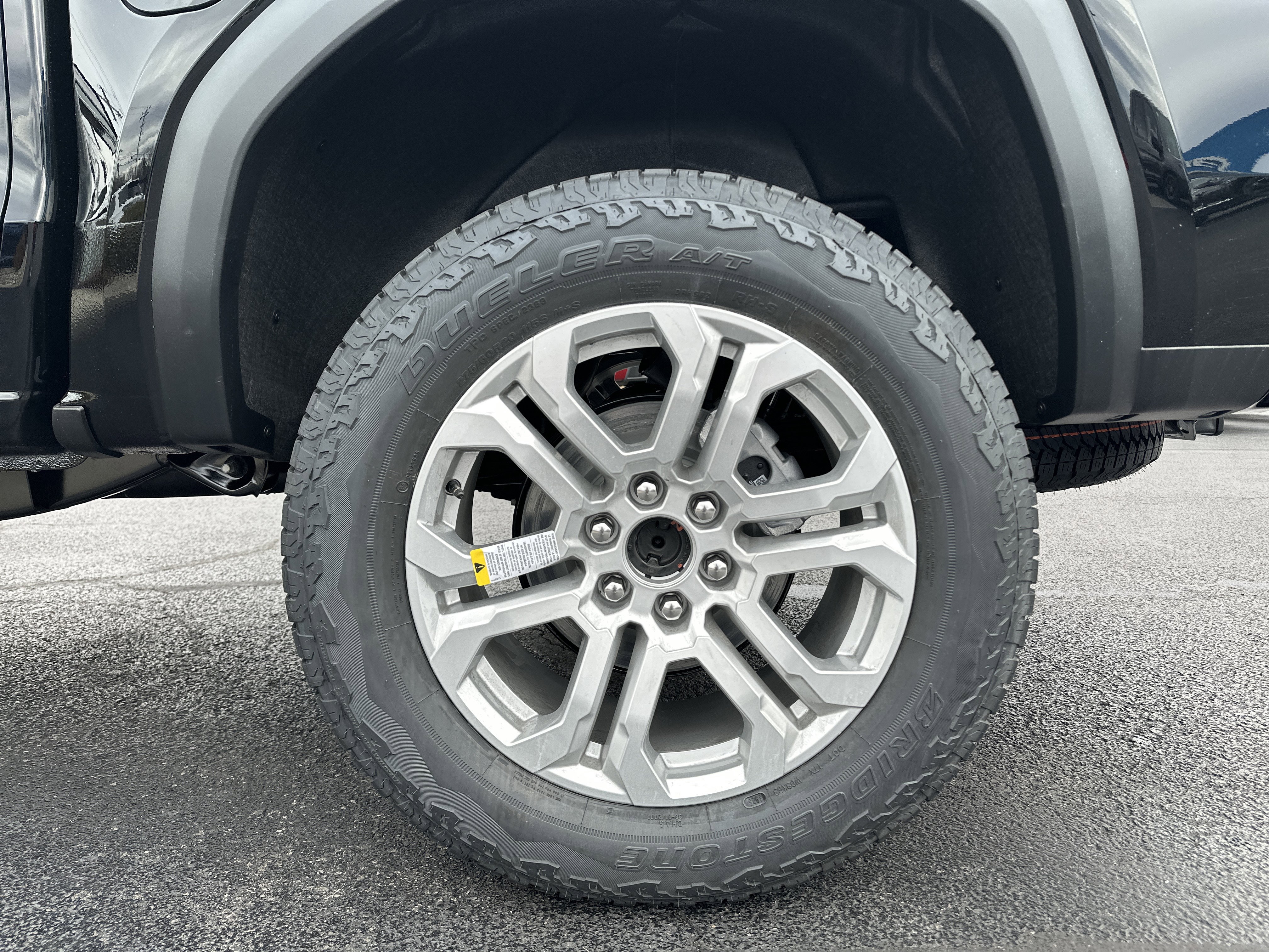 New 2026 GMC Canyon Elevation image 35