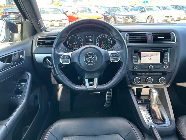 Used 2014 Volkswagen Jetta GLI Autobahn image 19