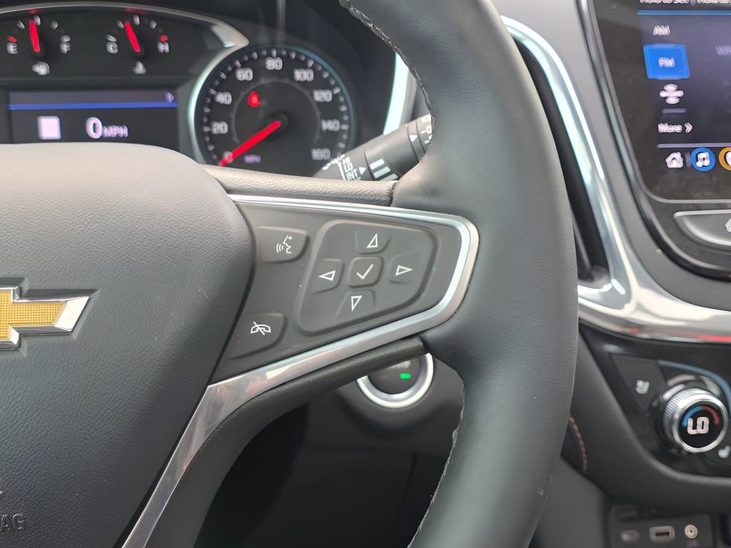 Used 2023 Chevrolet Equinox Premier image 24