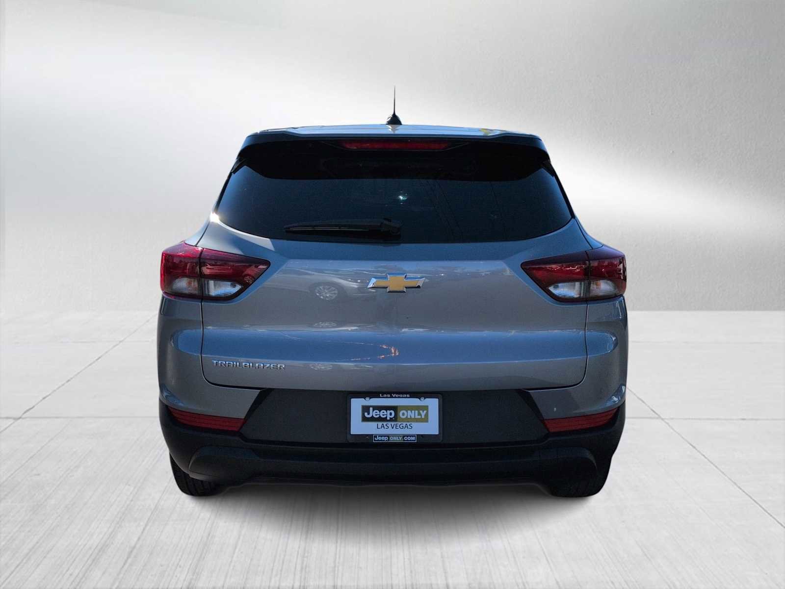 Used 2025 Chevrolet TrailBlazer LS image 7