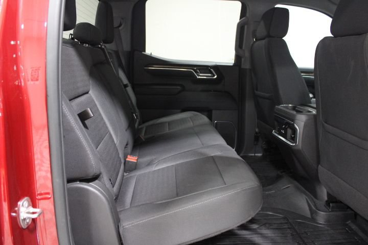 Used 2024 GMC Sierra 1500 Elevation w/ LPO, Elevation Black Package AWD/4WD image 31