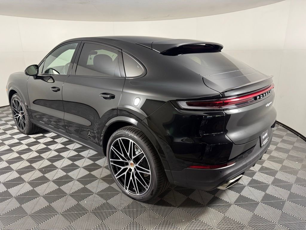 New 2026 Porsche Cayenne Coupe image 3