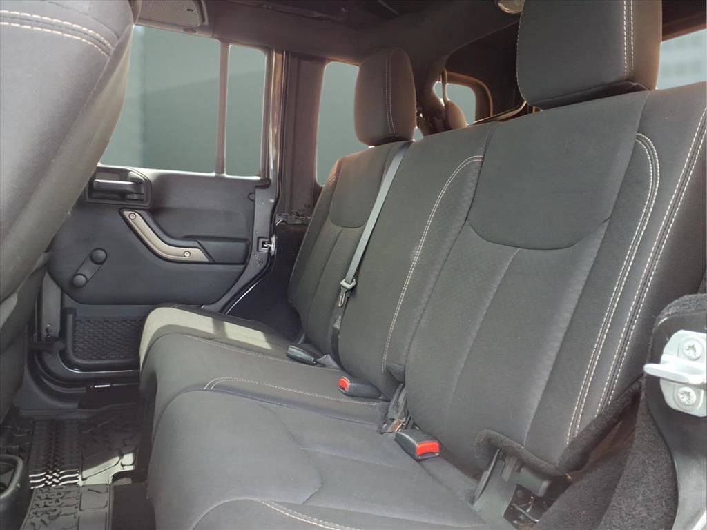 Used 2018 Jeep Wrangler Unlimited Sport AWD/4WD image 15