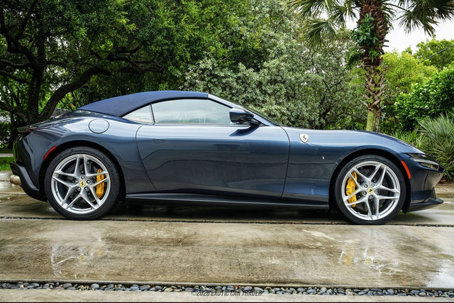 Used 2026 Ferrari Roma Spider RWD image 20