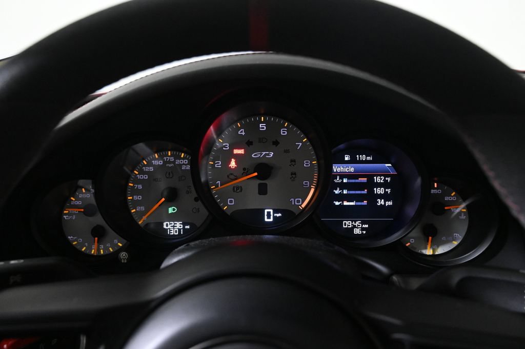 Certified 2018 Porsche 911 GT3 RWD image 13