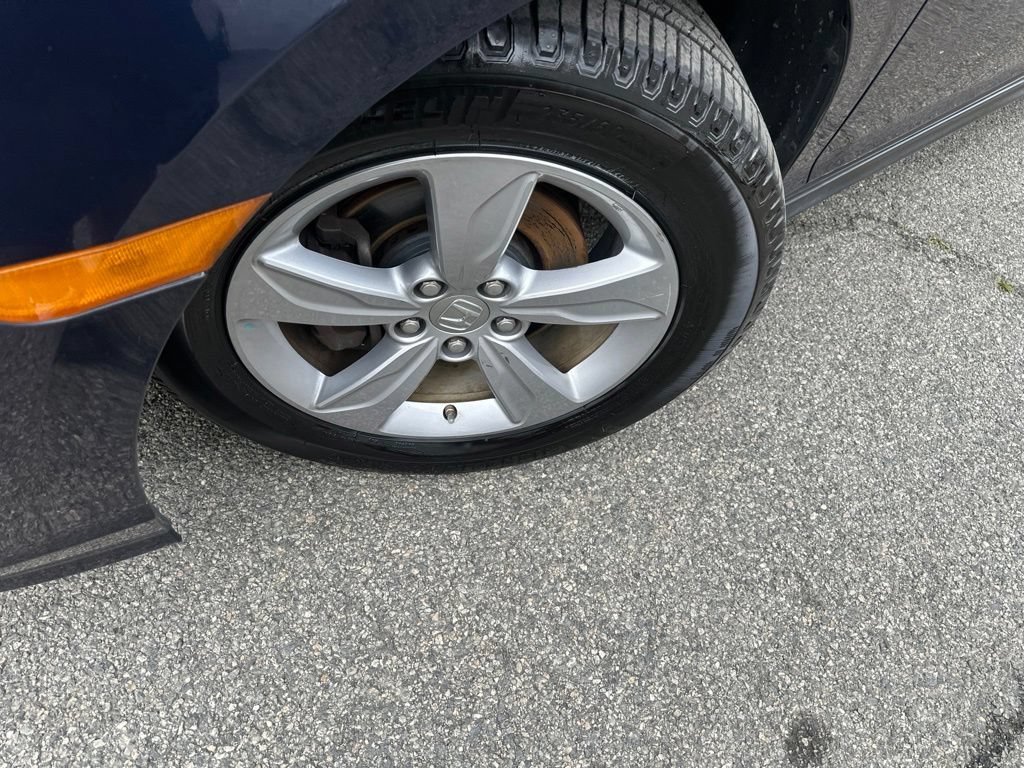Used 2018 Honda Odyssey EX image 2