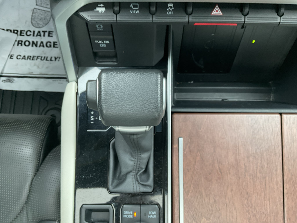 Used 2023 Toyota Tundra Capstone AWD/4WD image 14