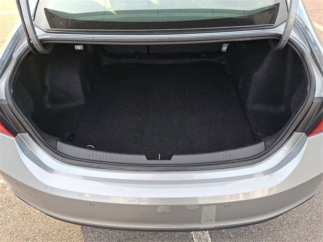 Used 2024 Chevrolet Malibu LT image 28