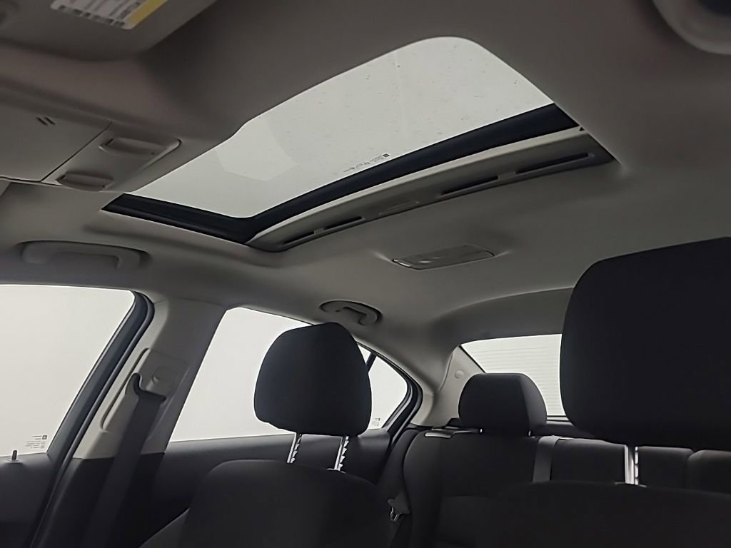 Used 2015 Chevrolet Cruze LT w/ Sun And Sound Package FWD image 33