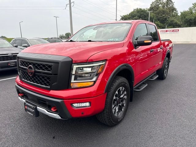 Used 2023 Nissan Titan PRO-4X w/ Pro-4x Convenience Package AWD/4WD image 5