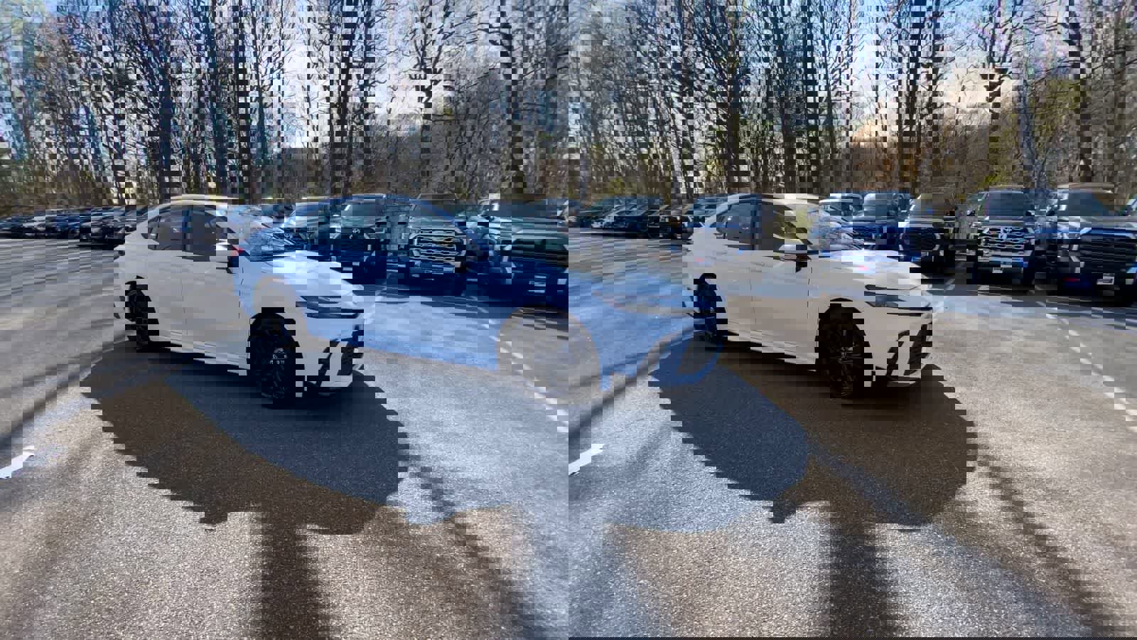 Used 2025 Toyota Camry SE image 5