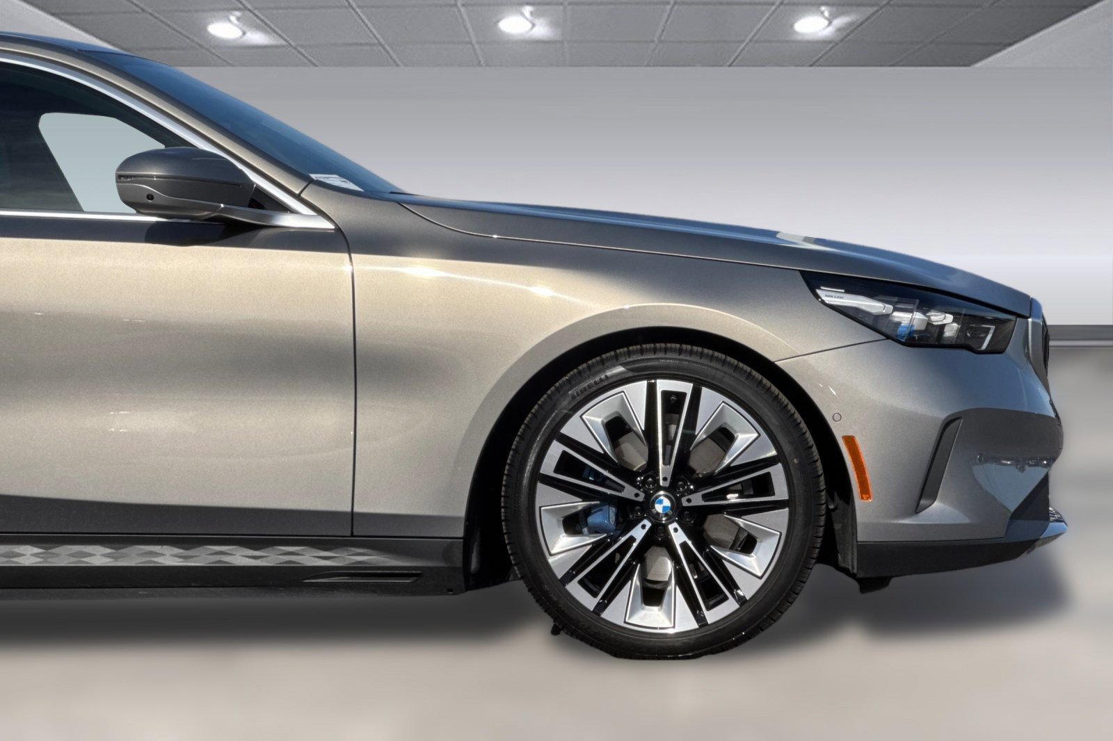 Used 2026 BMW i5 eDrive40 image 34