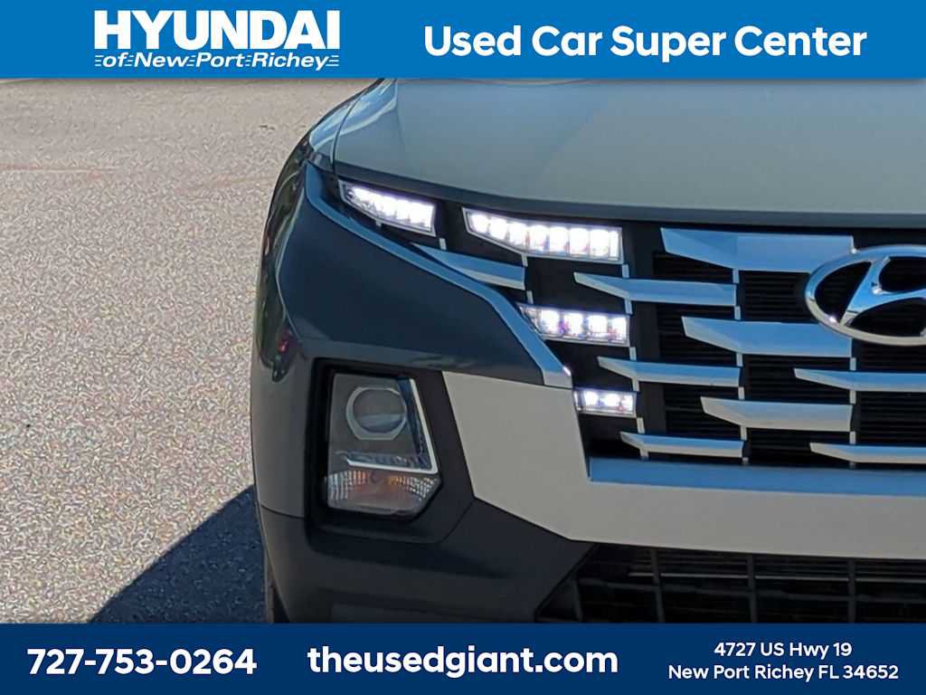 Certified 2022 Hyundai Santa Cruz SEL w/ Activity Package FWD image 9