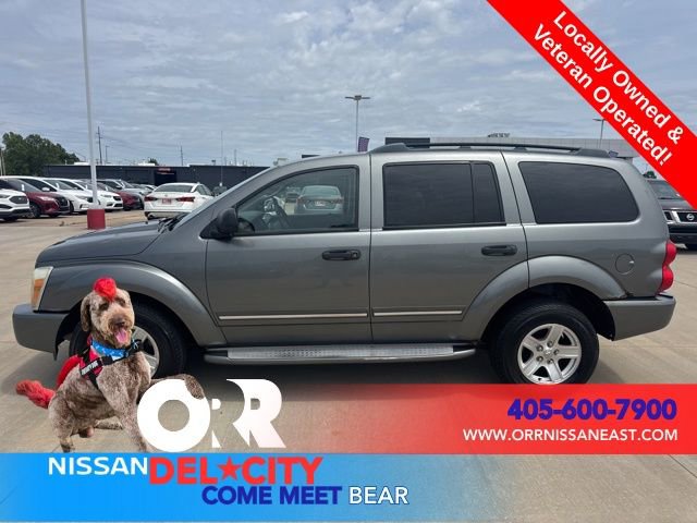 Used 2005 Dodge Durango Limited w/ Trailer Tow Group RWD image 2