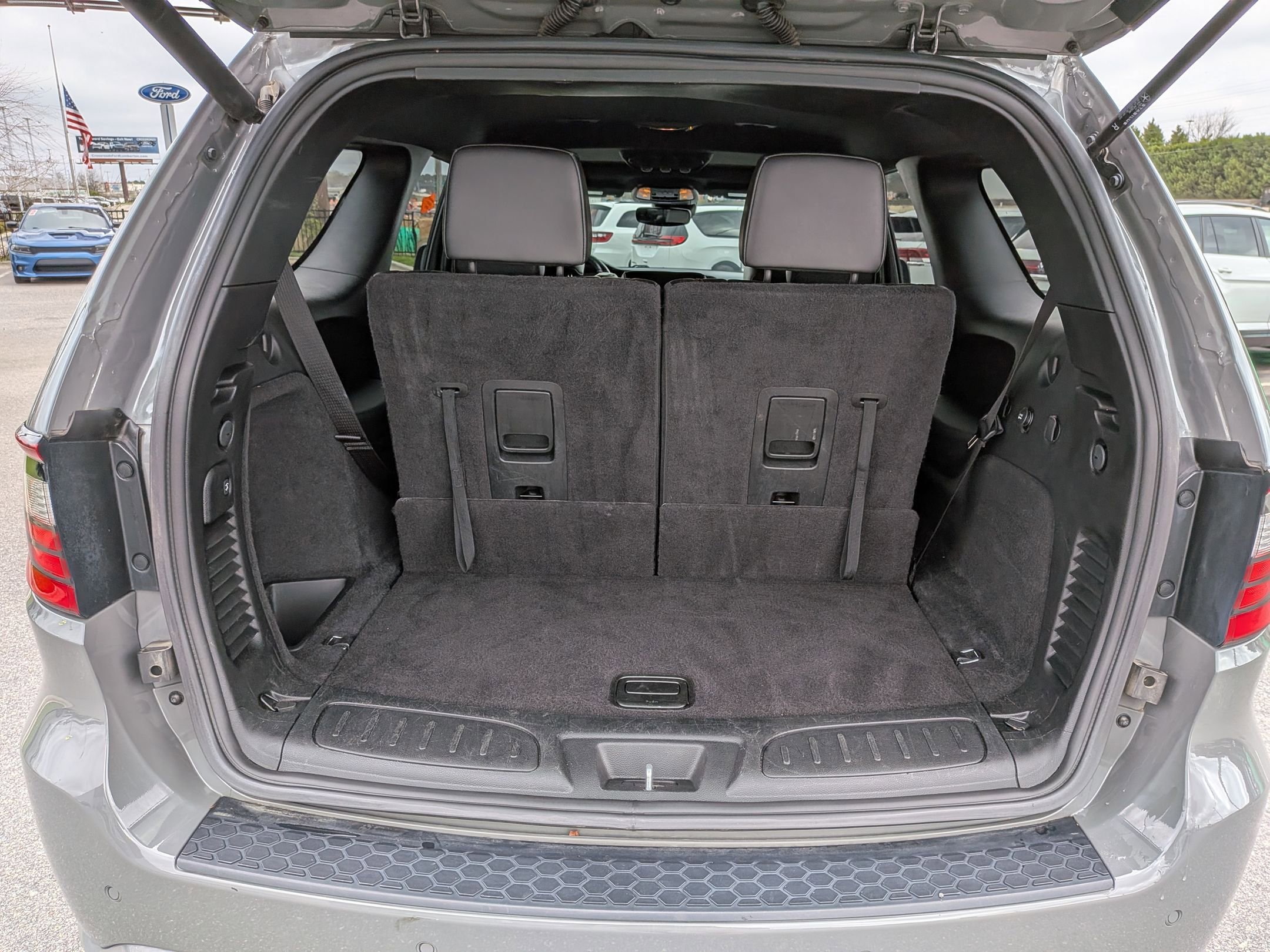 Used 2024 Dodge Durango GT image 35