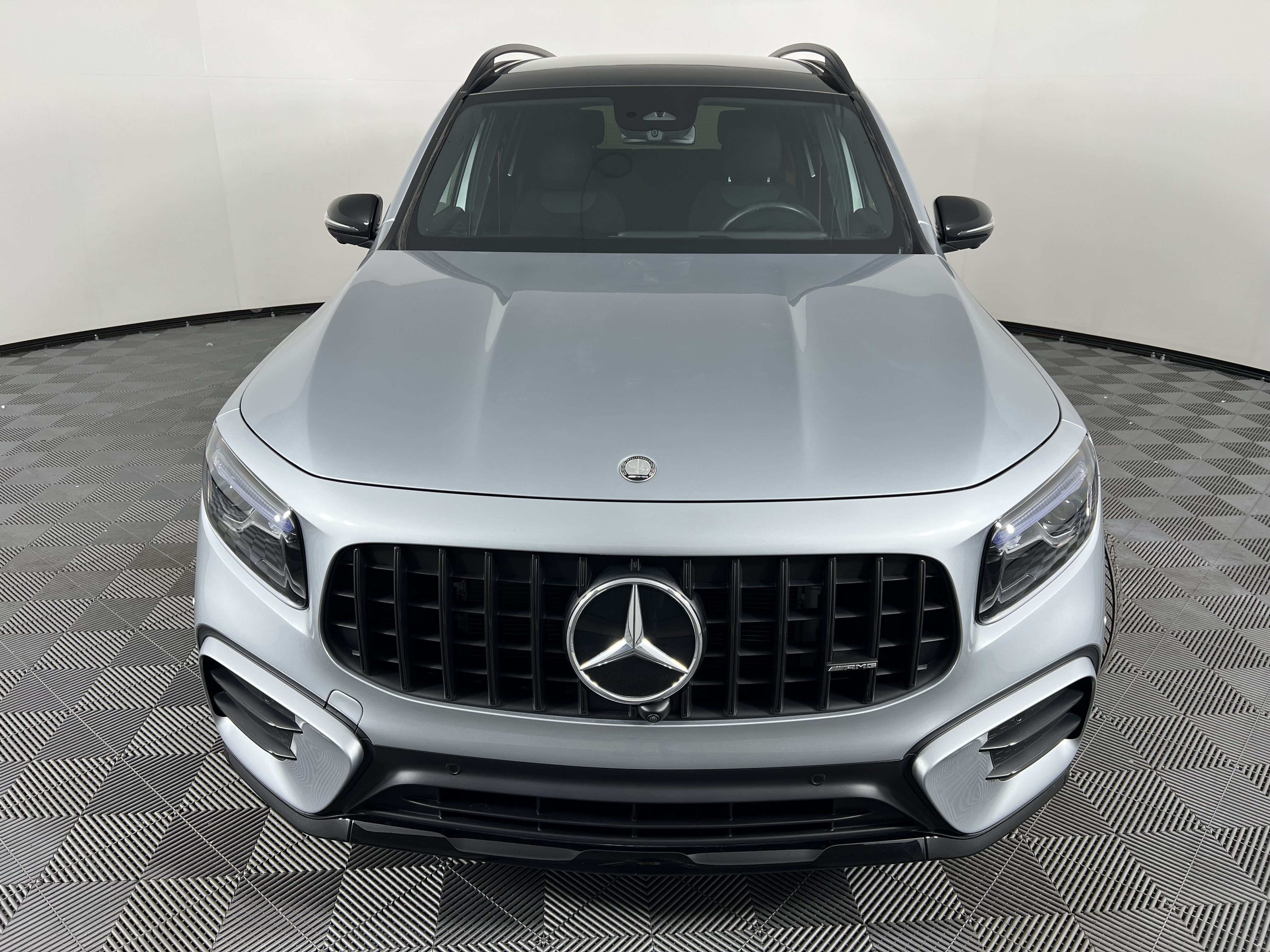Certified 2024 Mercedes-Benz GLB 35 AMG 4MATIC image 4