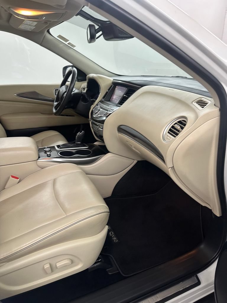 Used 2019 INFINITI QX60 Pure AWD/4WD image 36