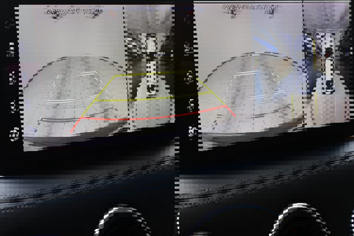 Used 2023 Kia Stinger GT2 image 7