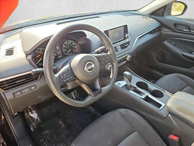 Used 2023 Nissan Altima 2.5 S FWD image 10