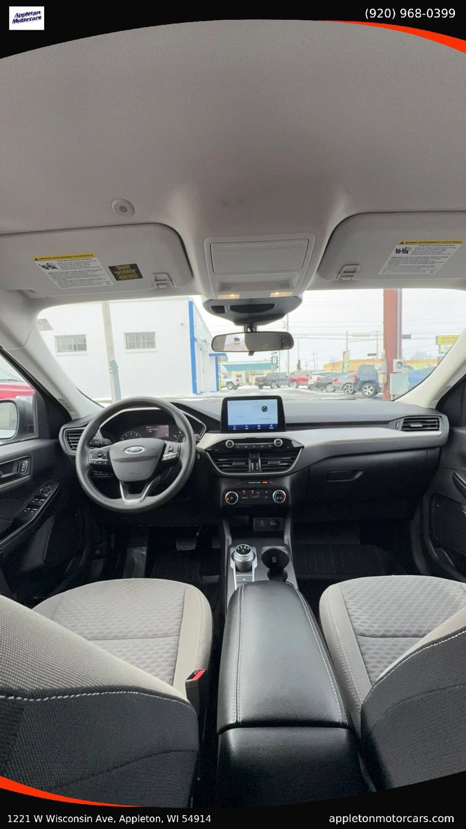 Used 2022 Ford Escape SE image 19