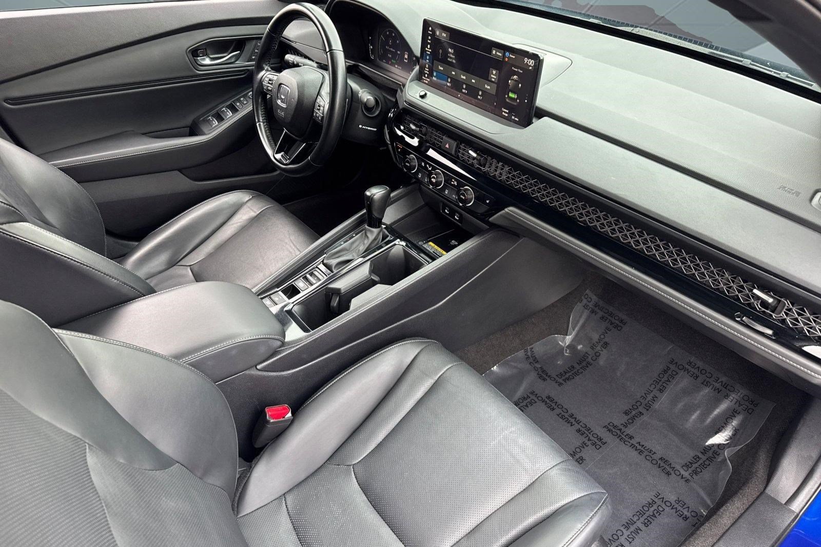 Certified 2025 Honda Accord Sport image 32
