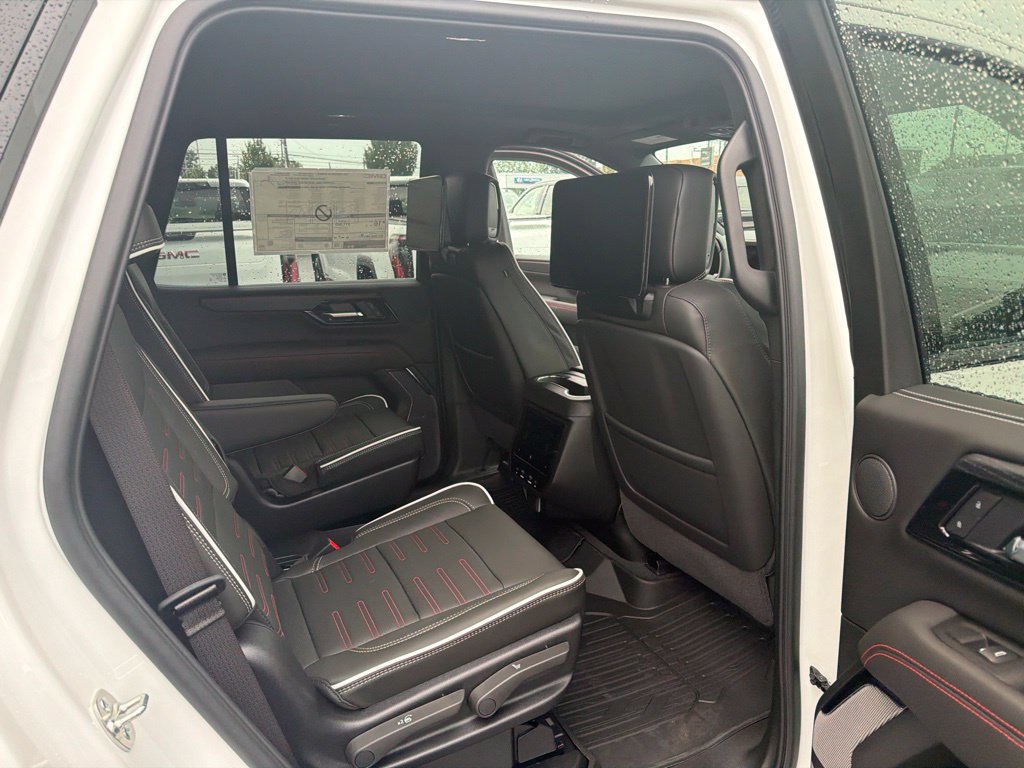 New 2026 GMC Yukon AT4 Ultimate w/ LPO, Floor Liner Package AWD/4WD image 16