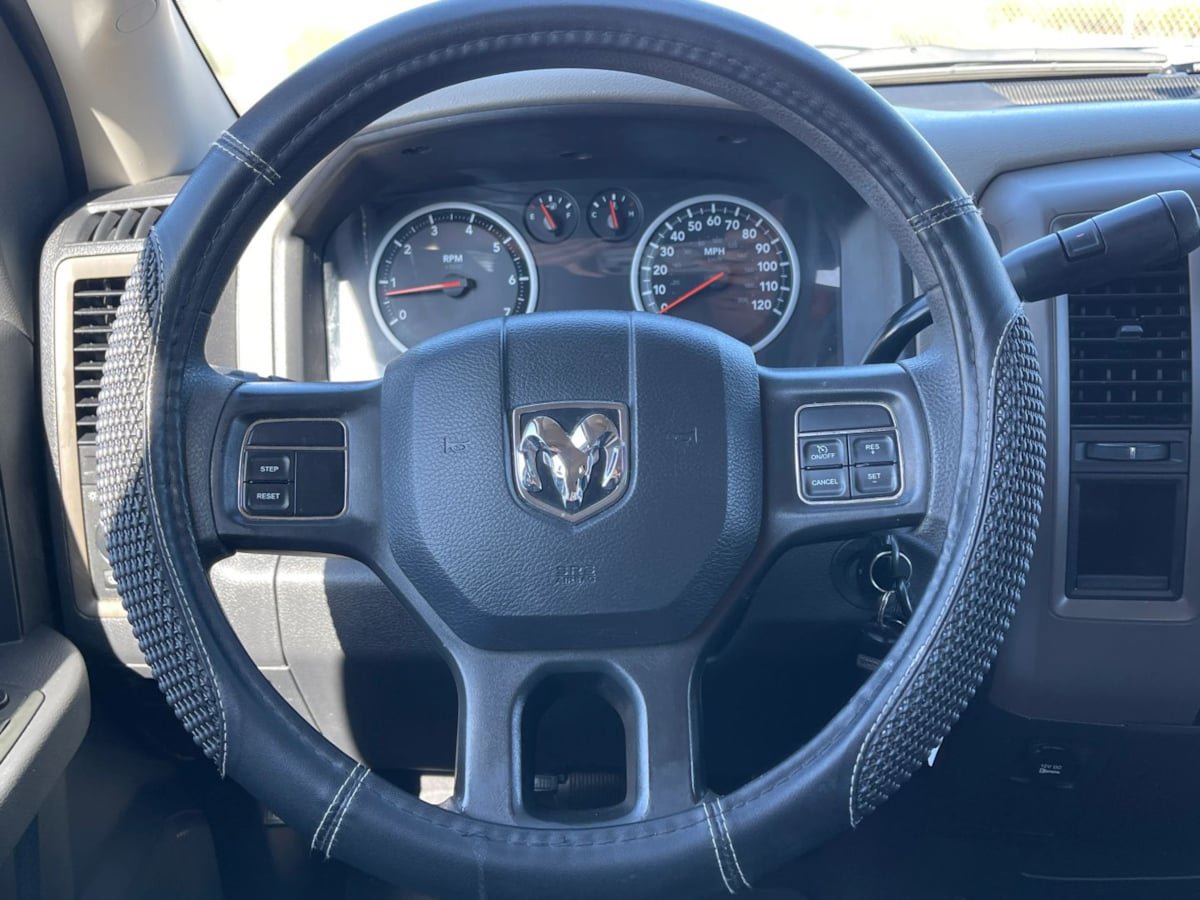 Used 2012 RAM 1500 Express RWD image 26