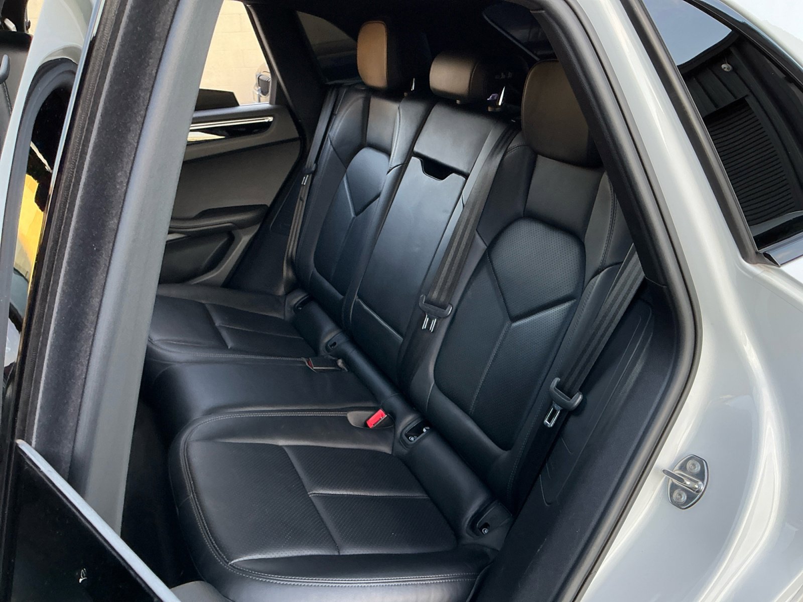 Used 2021 Porsche Macan S image 19