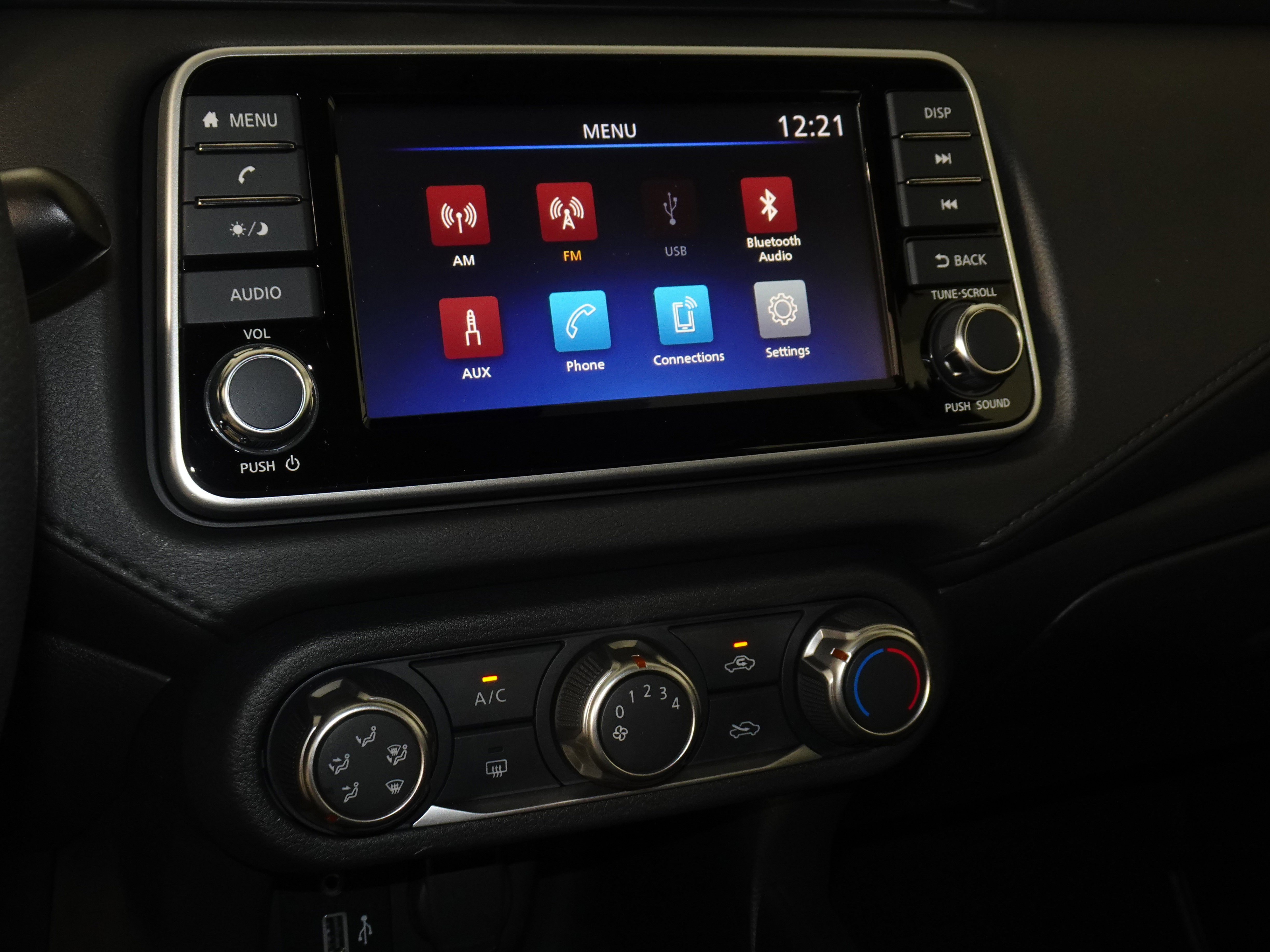 New 2025 Nissan Versa S w/ Trunk Package image 23