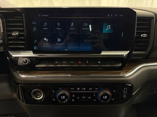 Used 2024 Chevrolet Silverado 1500 LT AWD/4WD image 15