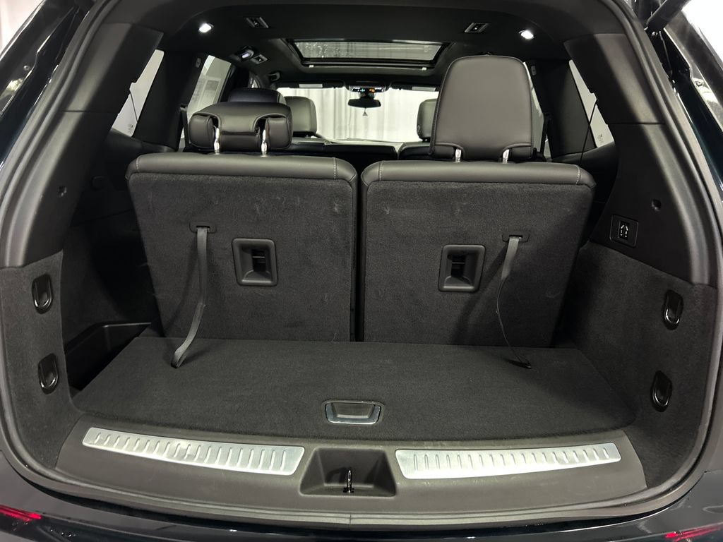Used 2024 Cadillac XT6 Luxury w/ LPO, Floor Liner Package AWD/4WD image 26