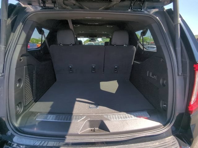 Used 2023 GMC Yukon XL Denali AWD/4WD image 35