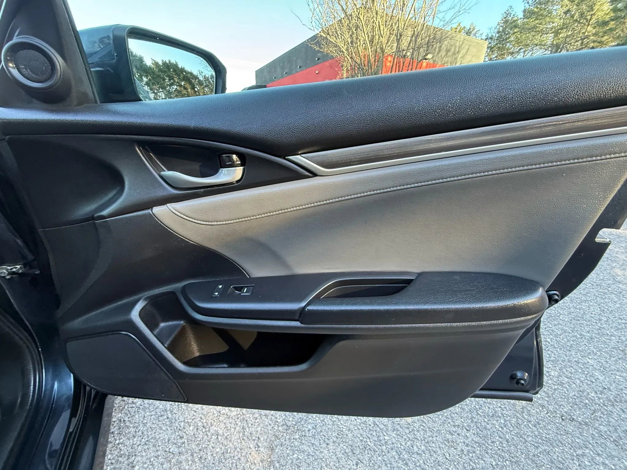 Used 2021 Honda Civic EX-L image 26