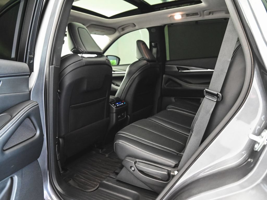 Used 2023 INFINITI QX60 Luxe w/ Cargo Package AWD/4WD image 28
