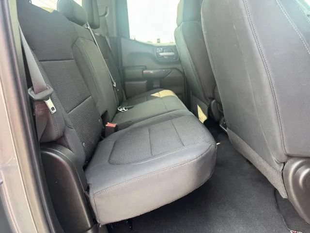 Used 2019 Chevrolet Silverado 1500 Custom w/ Custom Convenience Package AWD/4WD image 17