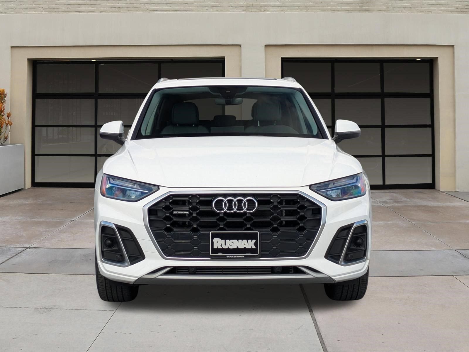 Used 2023 Audi Q5 e Premium w/ Convenience Package AWD/4WD image 6