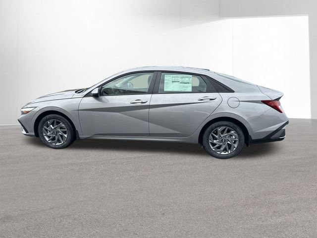 New 2026 Hyundai Elantra Blue image 14