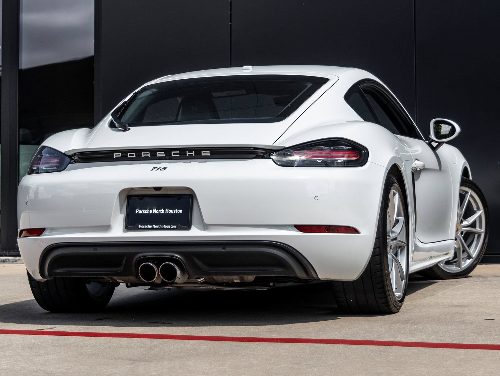 Certified 2024 Porsche 718 Cayman RWD image 11