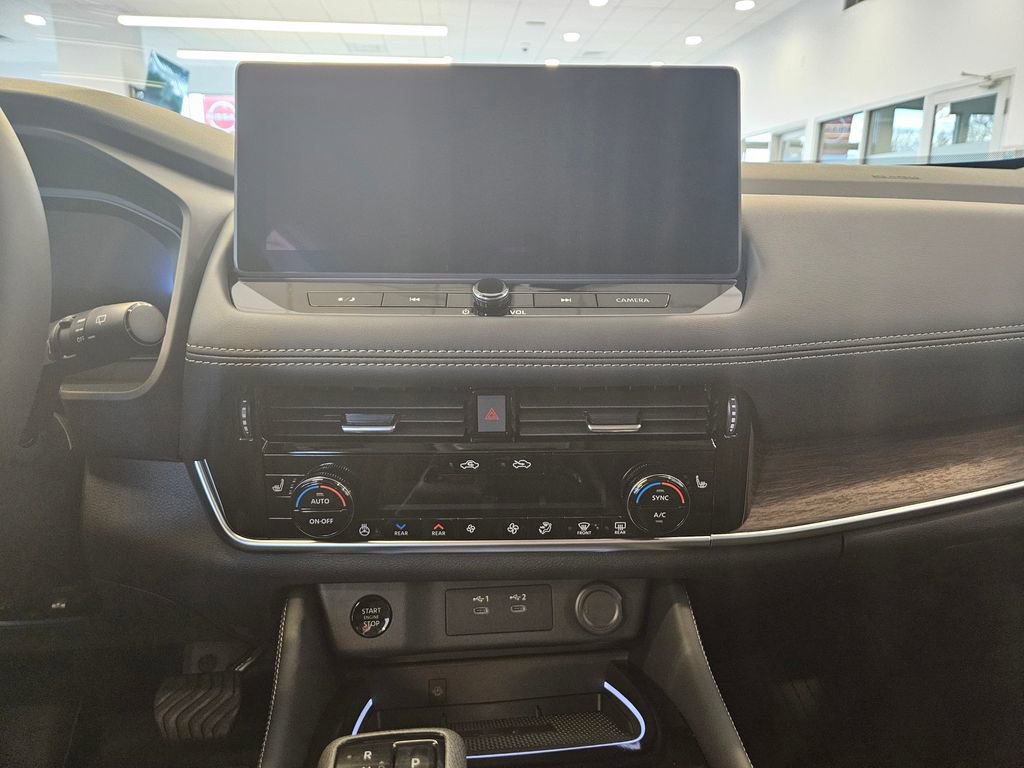 New 2026 Nissan Rogue Platinum w/ Tech Package image 18