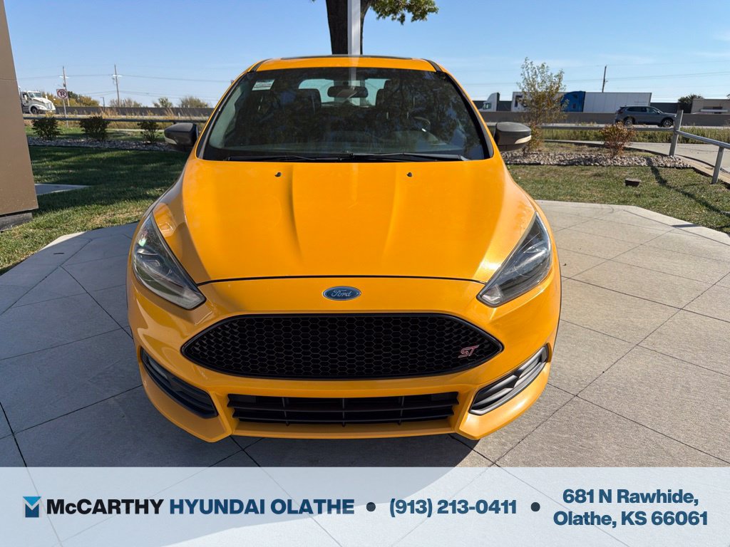 Used 2016 Ford Focus ST w/ Equipment Group 402A FWD image 8