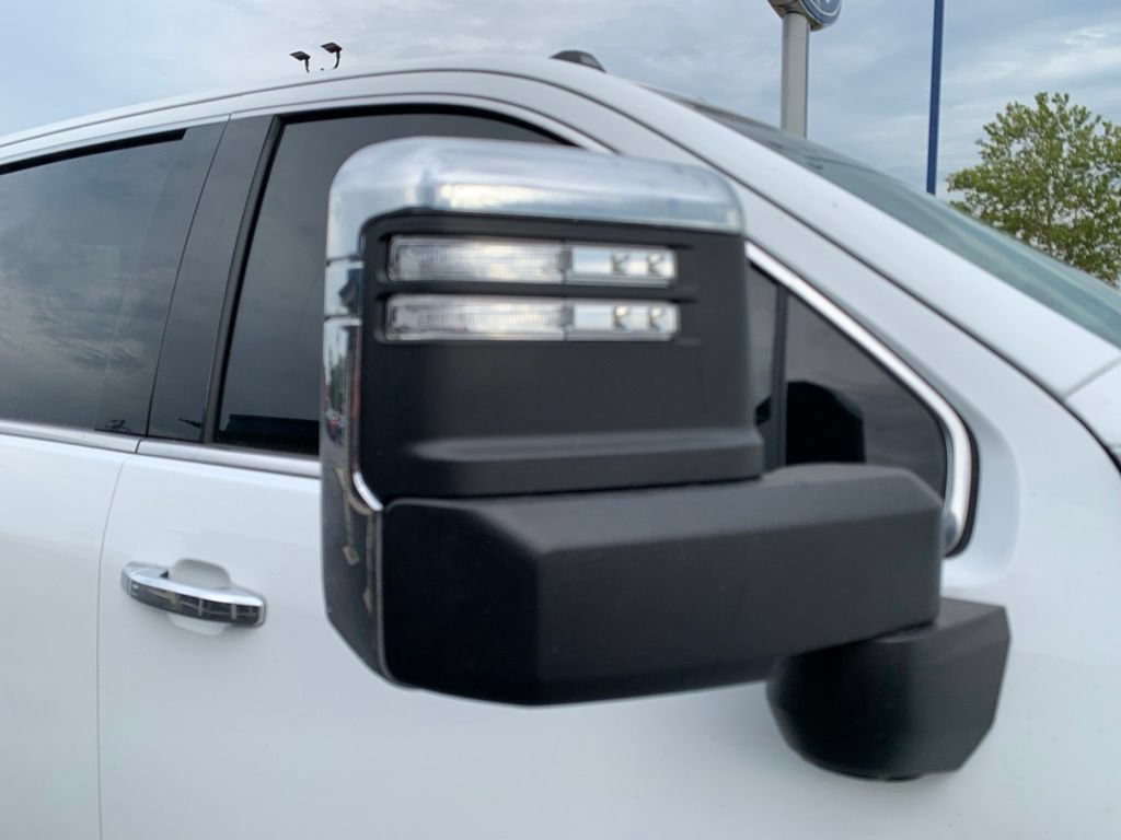 Used 2024 GMC Sierra 3500 Denali w/ Denali Reserve Package AWD/4WD image 23